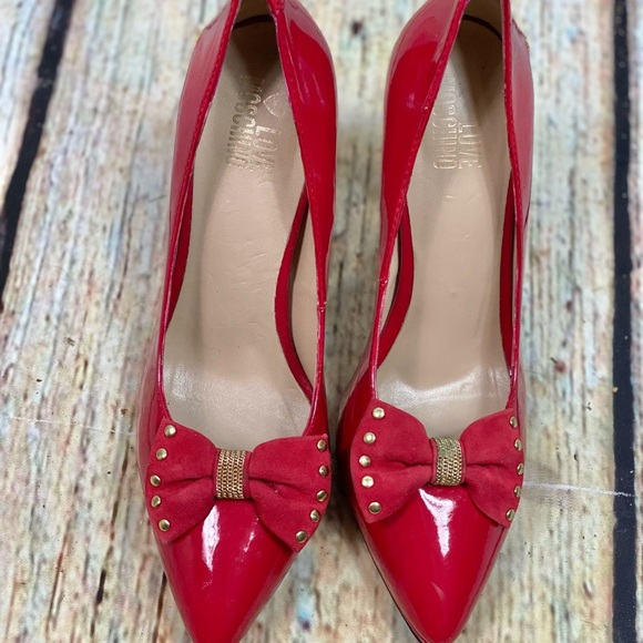 MOSCHINO EUC Red Patent Leather Studded Bow Pumps - Picture 8 of 16
